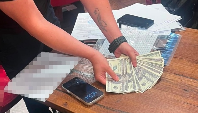 В Одесі працівниця ТЦК погоріла на хабарі за інвалідність