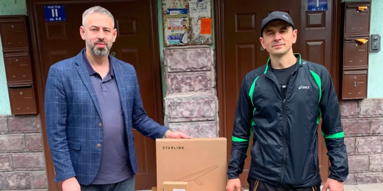 Зв'язок та енергія для фронту: «Українська команда» Тернопільщини забезпечила бійців на Покровському напрямку