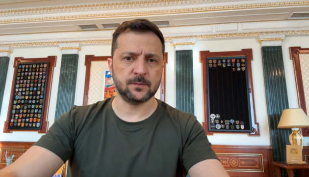 Зеленський: План далекобійних санкцій працює ритмічно