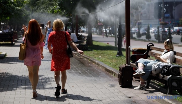 Аномальна спека в Україні: прогноз погоди на 2 серпня
