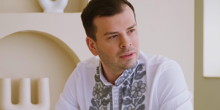 «За час війни жодного разу не виїжджав за кордон»: Андрій Князь зробив принципову заяву та переспівав свій хіт