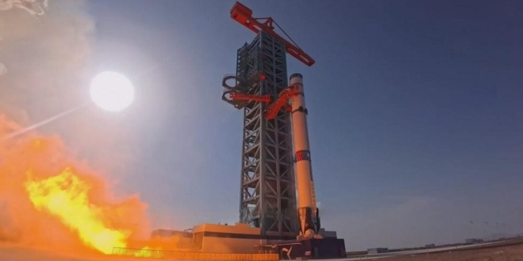 Китай створив багаторазову ракету Zhuque-3
