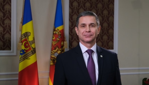 Міністр оборони Молдови відмовився говорити російською