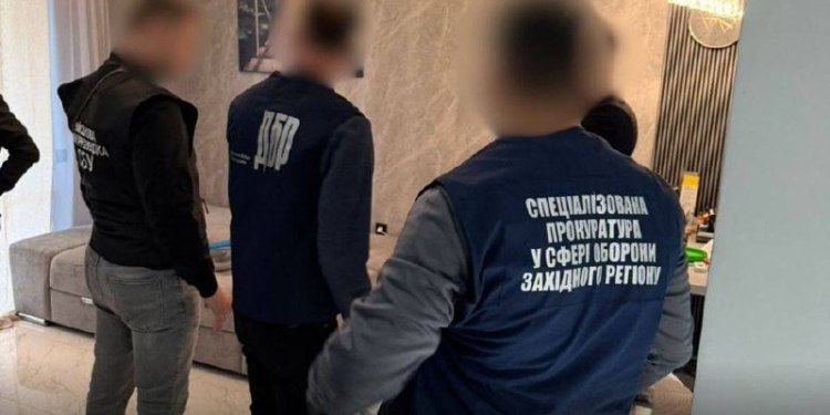 На Волині судитимуть начальника ТЦК за хабар у $7000