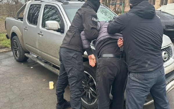 Продаж гуманітарних авто: до суду передали дві справи