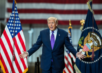 Трамп назвав Ормузьку протоку територією США