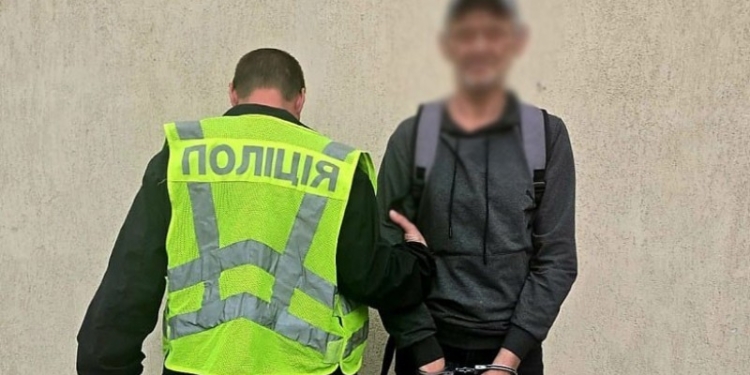 У Києві чоловік отримав 5 років тюрми за крадіжку картки