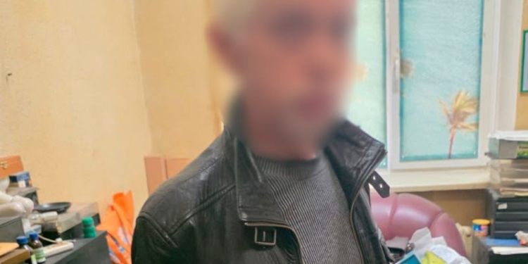 У Києві судитимуть чоловіка за напад на кав’ярню