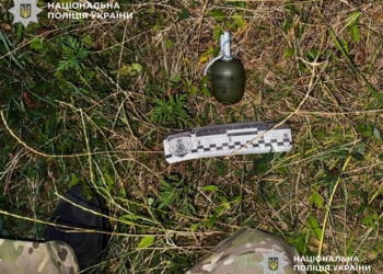 У Києві водій погрожував гранатою через конфлікт на дорозі