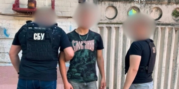 У Києві затримали зрадника, який шпигував за складом дронів