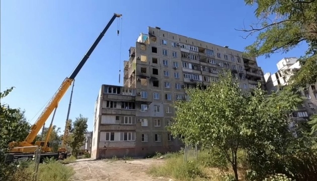 У Маріуполі окупанти віддають землю забудовникам з РФ