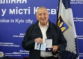 90-річний ветеран поліції Києва отримав «Знак пошани»