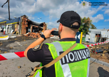 Атака дронів на АЗС у Києві: є загиблі та поранені
