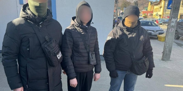 Диверсія на залізниці в Києві: двох підлітків засудили до 15 років