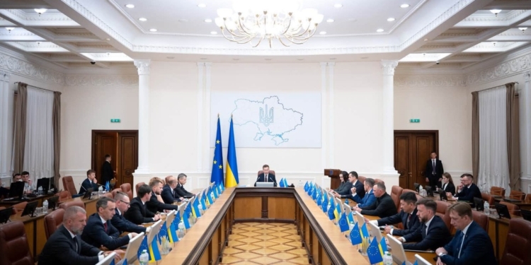 Кабмін провів кадрові ротації у міністерствах