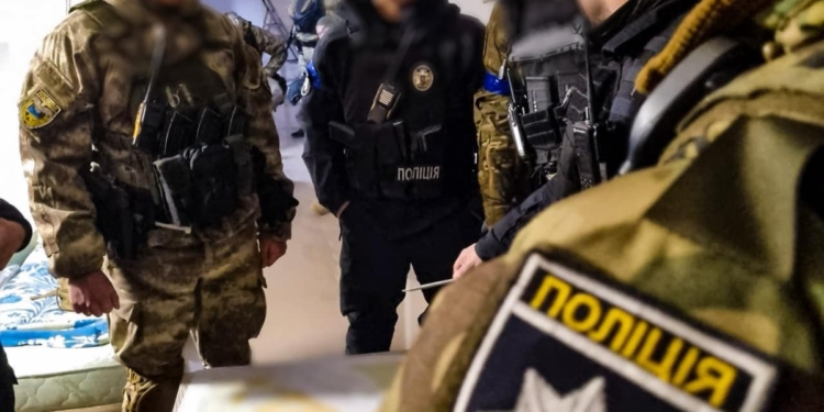 Петиція про відправку поліції на фронт: результати