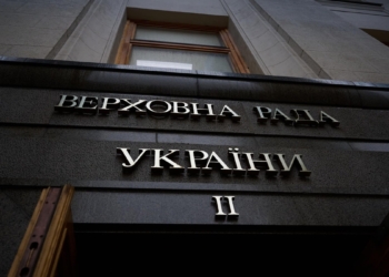 Рада розгляне відставку Генпрокурора Кравченка
