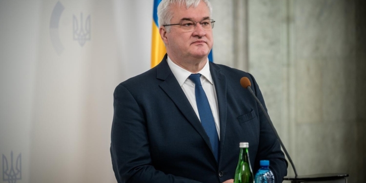 Сибіга обговорив з Панамою безпеку морів та повернення дітей
