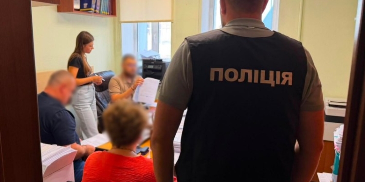 У Києві посадовець привласнив 2 млн грн на закупівлі техніки