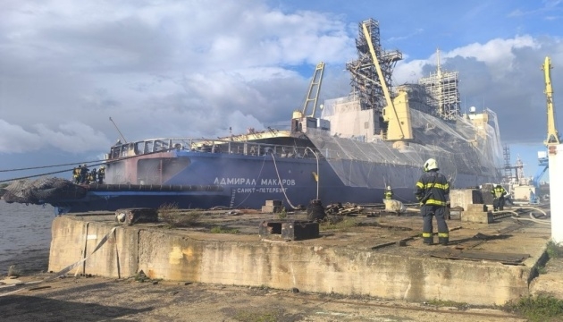 У Санкт-Петербурзі спалахнув криголам «Адмірал Макаров»