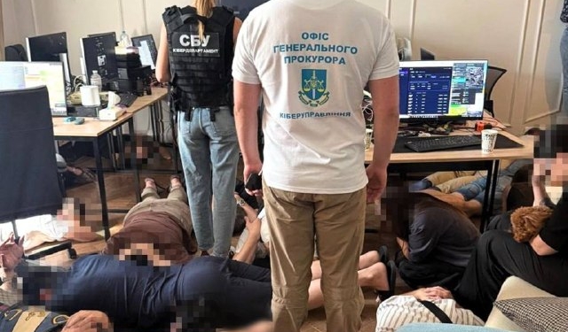 В Україні ліквідували мережу шахрайських call-центрів