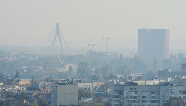 Задимлення у Києві: як вберегтися від смогу через пожежі