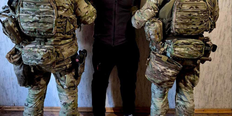 Замах на лікаря у Києві: затримано військового у СЗЧ