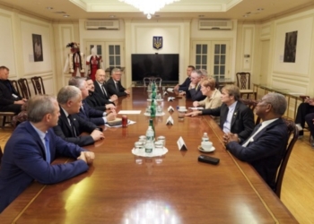 Зеленський про удар балістикою по Києву та реакцію США