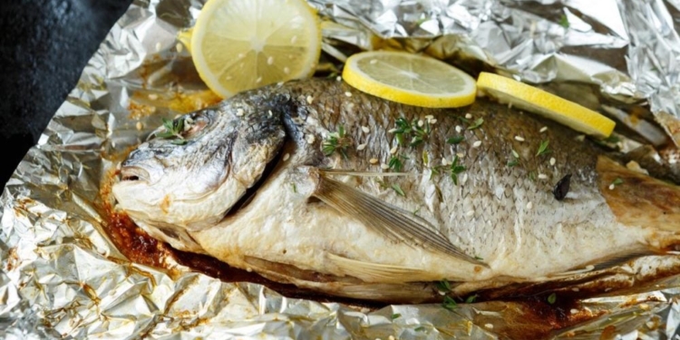 4 продукти, які не можна загортати у фольгу: поради експертів