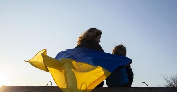 Більшість українців готові терпіти війну до перемоги