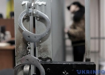На Буковині ґвалтівника неповнолітньої відправили за ґрати