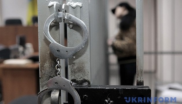 На Буковині ґвалтівника неповнолітньої відправили за ґрати