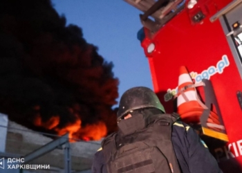На Харківщині ворожий дрон влучив у складське приміщення