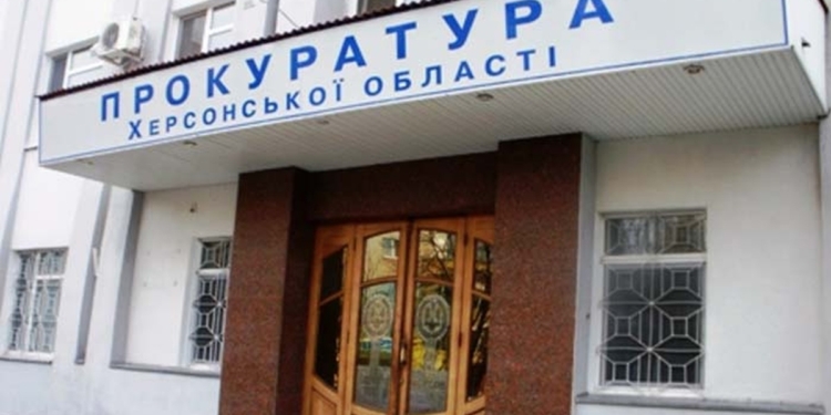 Обстріл Нововоронцовки: постраждали жінка та дитина
