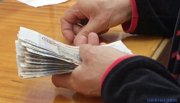 Окупанти на Луганщині відбирають житло за борги