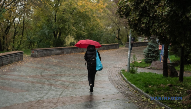 Прогноз погоди в Україні на тиждень: дощі та тепло на півдні