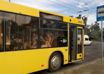 У Києві збільшать кількість автобусів через проблеми в метро