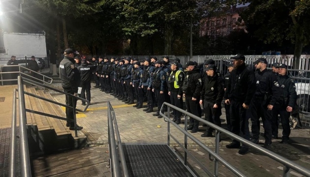 У Луцьку посилили нічне патрулювання через блекаути