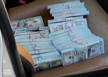 В Одесі адвокат вимагав $315 тисяч за закриття справи