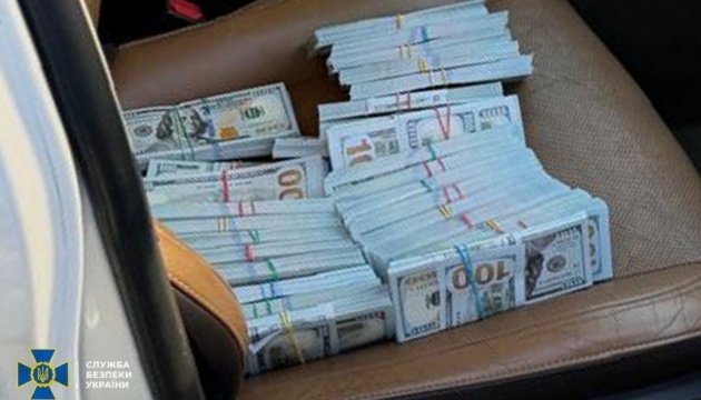 В Одесі адвокат вимагав $315 тисяч за закриття справи