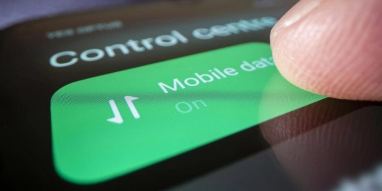 Як зупинити втрату гігабайтів через Wi-Fi на Android