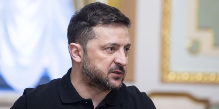 Зеленський: Україна не винна у зростанні цін на пальне